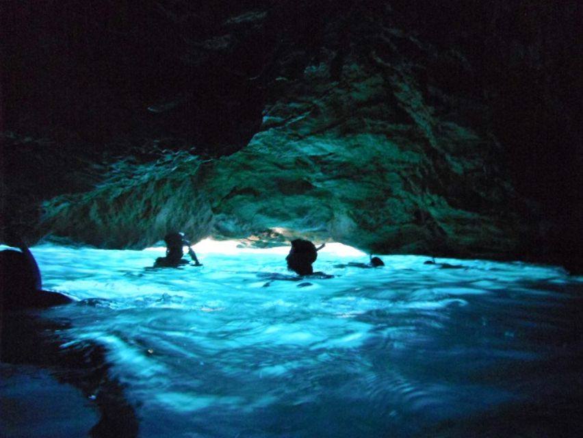 Mallorca : Blue Cave Boat Tour with Snorkeling - Snorkeling and cave entry, plus plan B if seas are rough