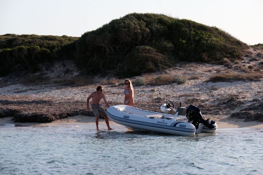 Mallorca. Boat Rental . Dare to explore - The boat setup and included gear that actually matters