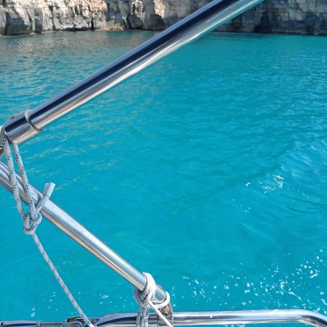Mallorca: Cala Vella Boat Tour with Swiming, Food, & Drinks - The “secret stop” and weather-based itinerary changes