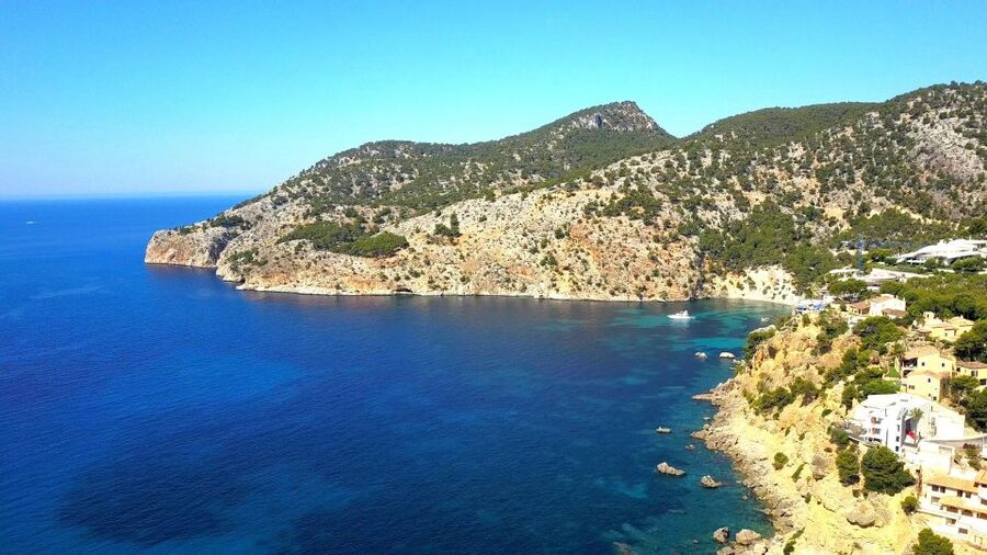 Mallorca: Catamaran Coastal Cruise with Lunch - A Catamaran Swim Day From Santa Ponsa