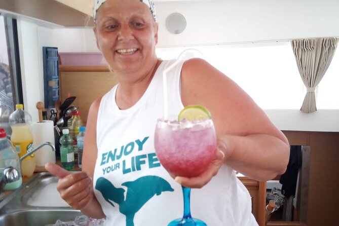 Mallorca Catamaran Small Group Cruise with Tapas 4-hours - Who this Mallorca catamaran cruise is best for