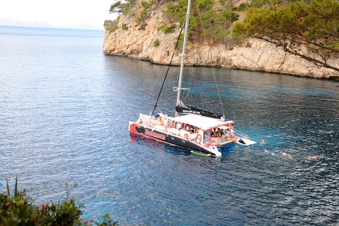 Mallorca Catamaran Tour in the Bay of Pollensa - Swim and Paddle Stops: How to Make the Most of the Water Time