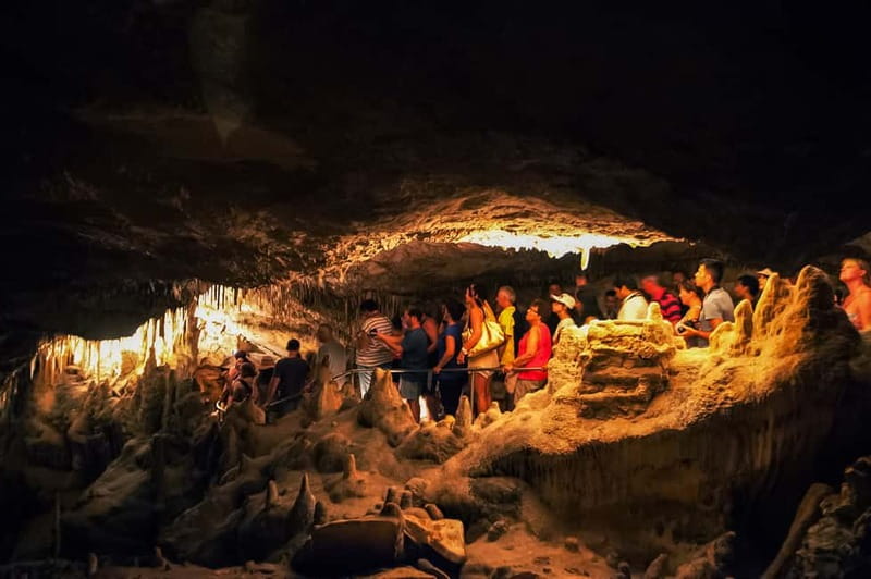 Mallorca: Caves of Drach Tour from the North with Boat Trip - The Classical Performance on Lake Martel: Short, Memorable, and Built for the Setting