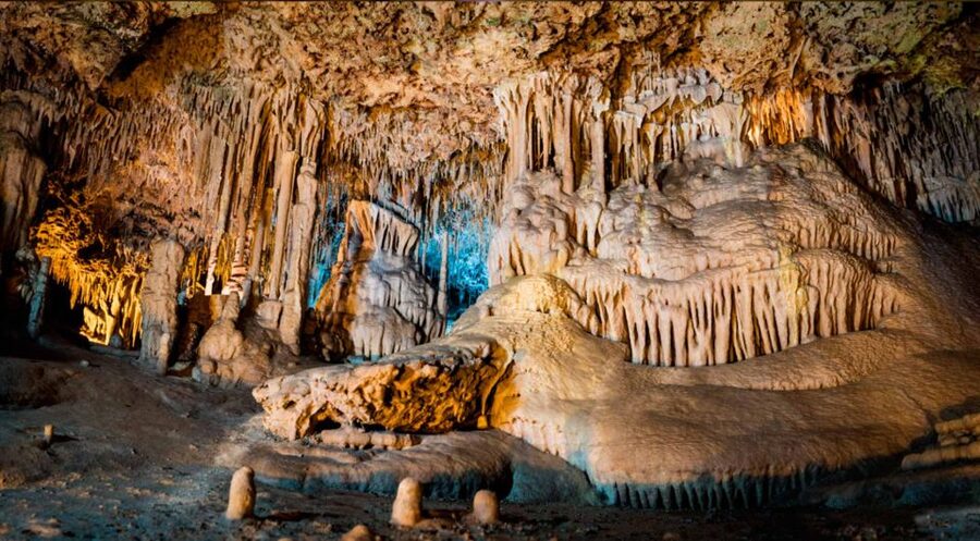 Mallorca: Caves of Hams and Dinosaurland Ticket with Pickup - Pickup in north and east Mallorca, and how not to miss it