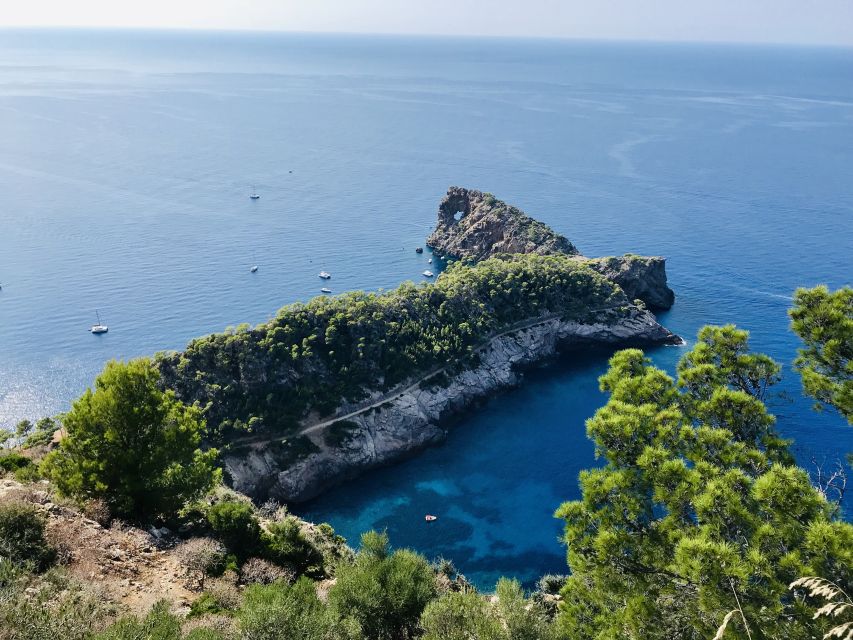 Mallorca: Formula Car Tour to Sa Foradada - The main stops, what you should expect to see, and how long you’ll want for photos