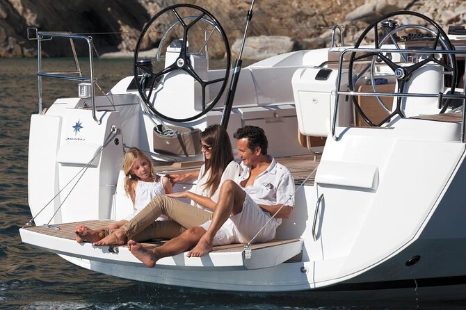 Mallorca Half Day Cruise on a Sailing Boat - Stop 2: El Caragol for a Peaceful Beach Break and Easy Sea Fun