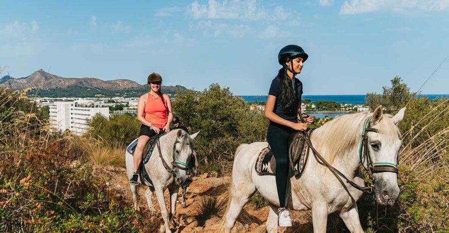 Mallorca: Horseback Riding Experience with Food Options - One-Hour or Two-Hour: How to Choose the Right Pace for You