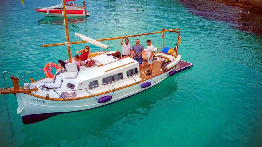 Mallorca: Llaüt Excursion around Palma with food and drinks - Key Things To Know Before You Go