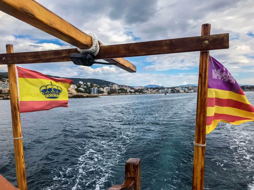 Mallorca: Llaüt Excursion around Palma with food and drinks - Palma Departures: Welcome Drink and Views of Bellver and the Cathedral