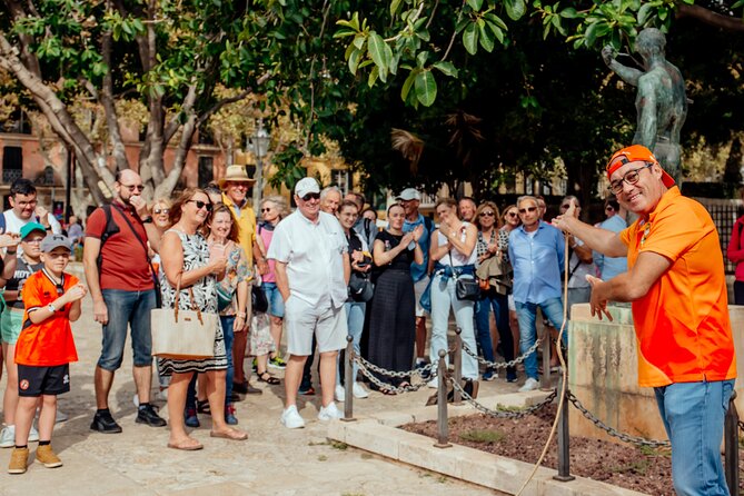 Mallorca Old Town Walking Tour with Cathedral Skip The Line Tour - El Hondero to S’ Hort del Rei: turning sculptures and gardens into stories