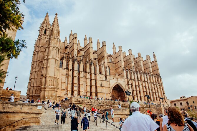 Mallorca Old Town Walking Tour with Cathedral Skip The Line Tour - Royal Palace of La Almudaina: the royal layer of the city