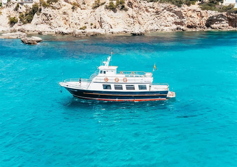 Mallorca: Palma Boat Tour & Snorkeling with Drink Included - Price and value for a $40 Palma boat tour
