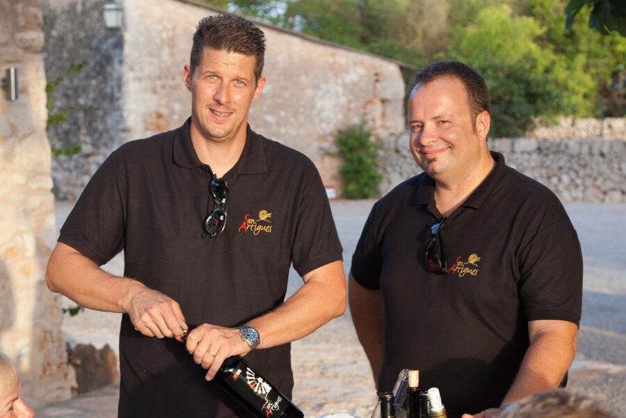 Mallorca: Private Wine Tour with Tasting and Picnic - Private vineyard time in Mallorca, not a rushed checklist