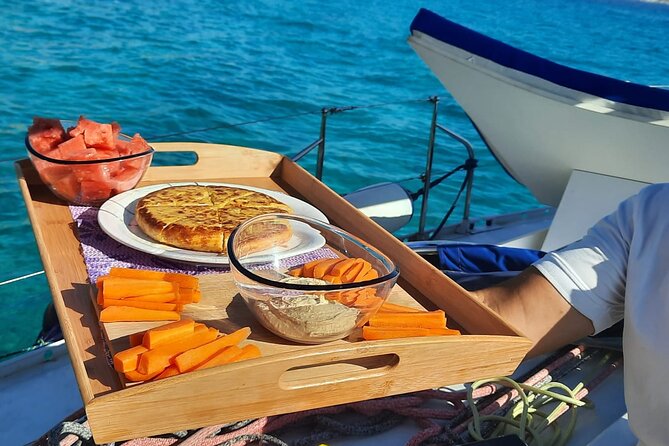 Mallorca Sailing Adventure with Snorkeling, Snacks & Drinks - Captain style: safety first, with a range of conversation