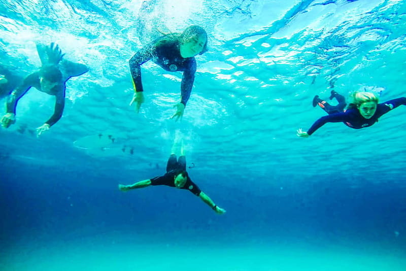 Mallorca: Sea Cave Kayaking Tour with Snorkeling and a Snack - Sea caves, cliffs, and planned photo stops along the way
