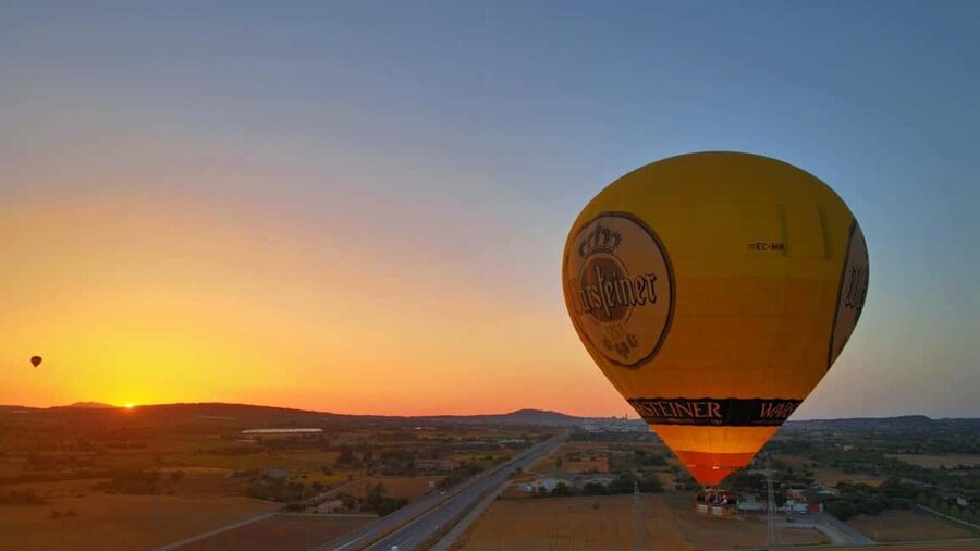 Mallorca: Sunset Balloon ride - Landing Celebration and Getting Back to the Meet Point