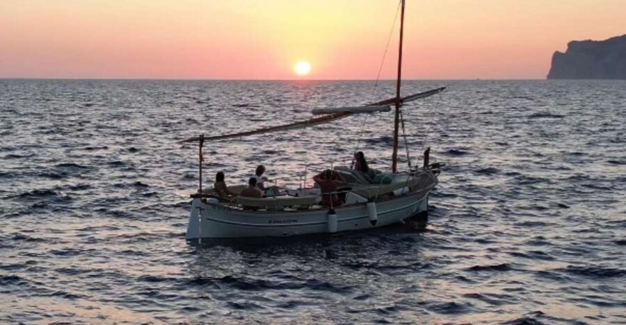 Mallorca: Sunset Eco charter experience - Malgrat Islands Marine Reserve: The 30 Minutes That Set the Tone