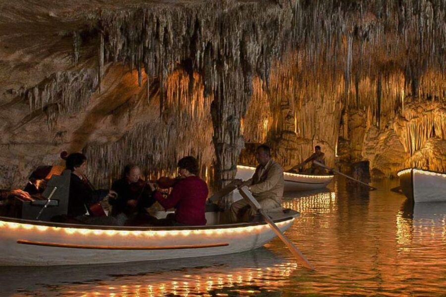 Mallorca: Ticket for Caves of Drach with Pickup Service - The 10-minute live recital near the underground lake