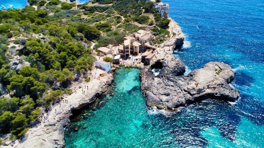 Mallorca: Vintage Sunset tour by the sea with a picnic - The longer secret stop: where the sunset actually happens