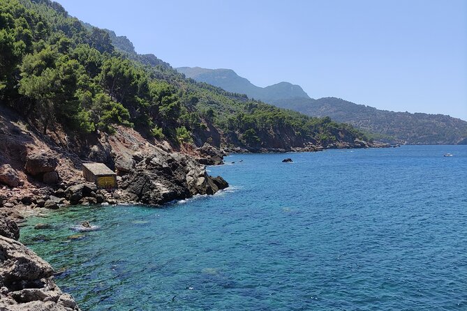 Nature Escape, Adventures on Mallorca's North coast - Deià: wandering old houses, climbing for views, and turning lunch into a highlight