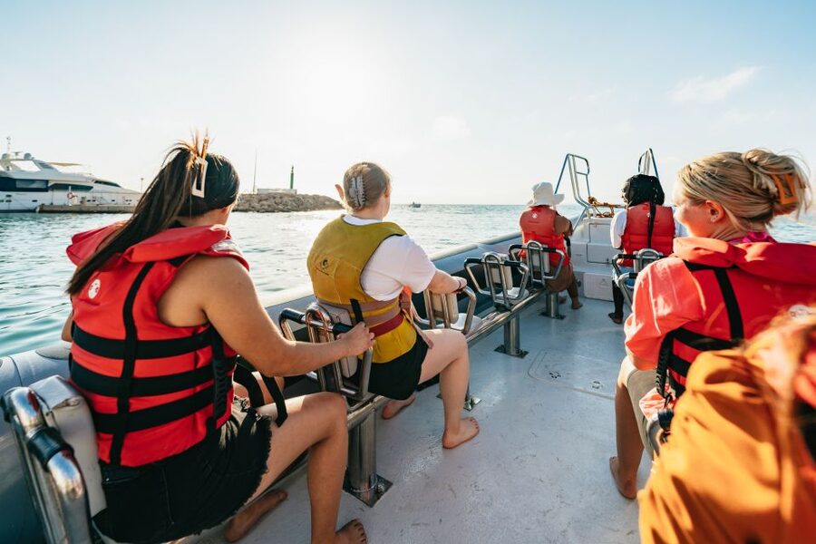 Palma Bay: 1-Hour Speedboat Adventure - Safety, Rules, and Comfort: What to Plan for Before You Step On