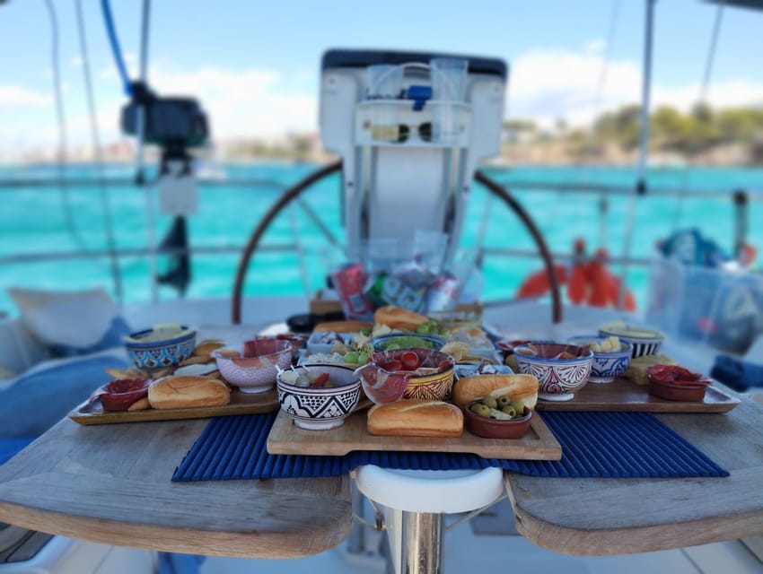 Palma Bay: Sailing Boat Trip w/ Water Toys, Snacks & Drinks - What to bring so you stay comfortable all day