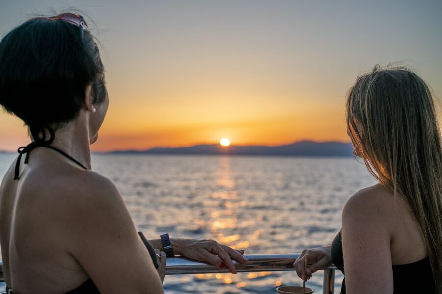 Palma: Catamaran Cruise with Swimming and Snorkelling - Practical Packing List for a 2 to 4 Hour Water Day