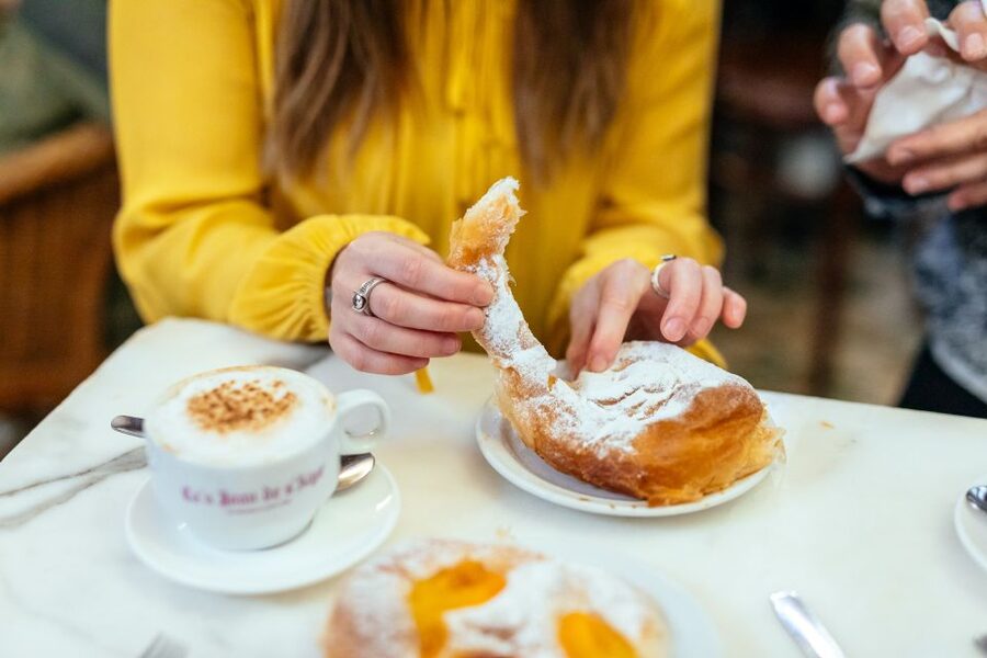 Palma de Mallorca: 10 Tastings Private Food Tour - Where the food tends to happen: market-focused energy