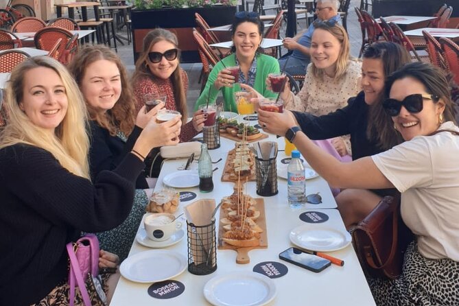 Palma de Mallorca Bike Tour with tapas - Choosing your time of day, and what small-group size changes