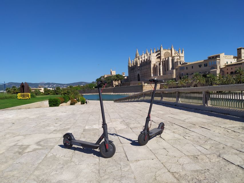 Palma de Mallorca: E-Scooter Rental - Hidden Corners and Top-of-the-Walls Views for Photos