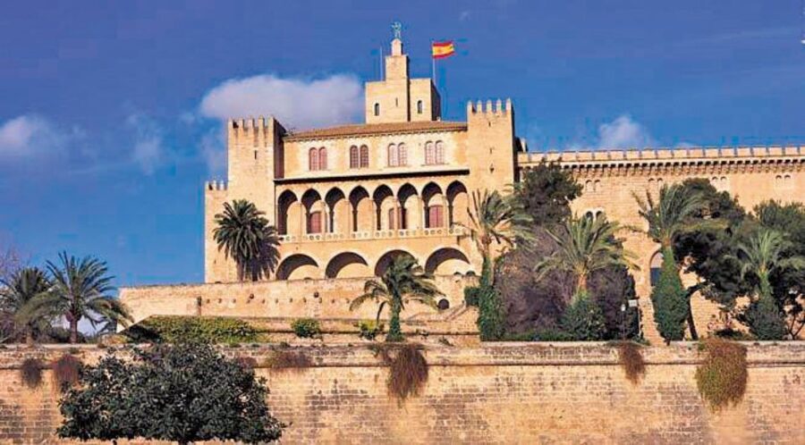 Palma de Mallorca: Free time in Palma & Boat Tour - Using Your Palma Free Time Like a Local (Without Burning Hours)