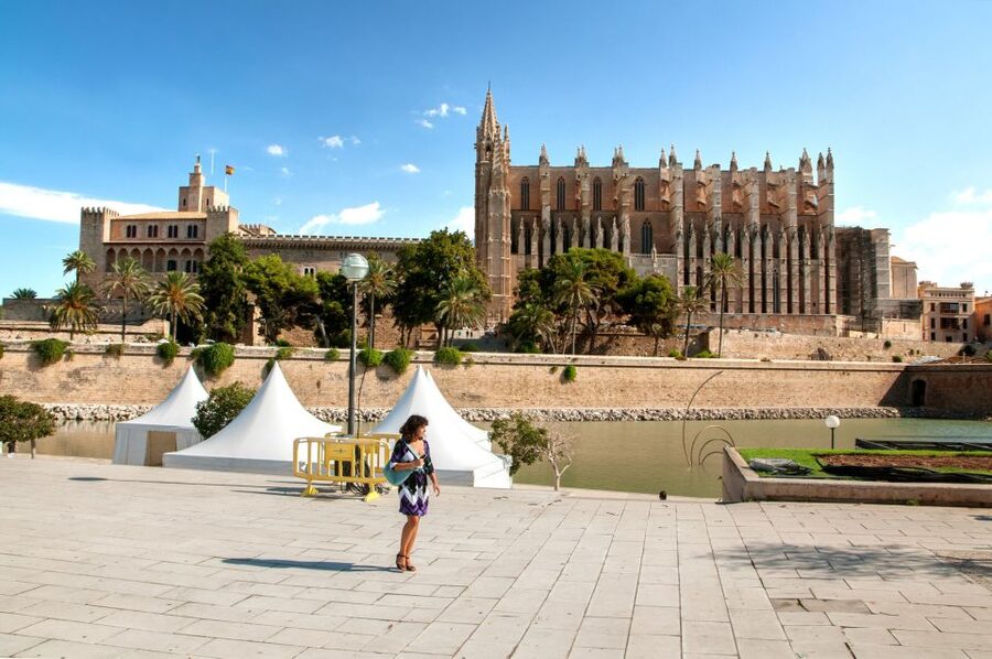 Palma de Mallorca: Full-Day Tour with Departure Options - Getting the Most Out of the Map and the Guided Setup