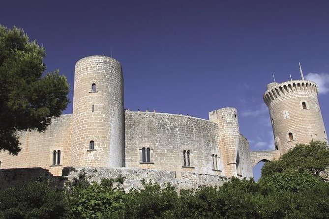 Palma de Mallorca Guided Tour with Hotel Pick up - Stop 1: Bellver Castle, the round fort with port and city views