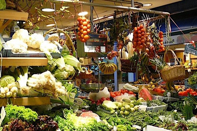Palma de Mallorca Guided Tour with Hotel Pick up - Stop 3: Mercat de Solivar, modern market energy with local produce