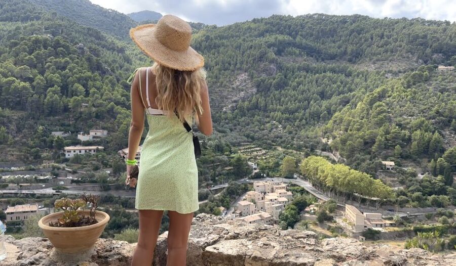 Palma de Mallorca: North Coast Nature Escape Day Tour - Deià Lunch Break: Village Time With Real Flavor