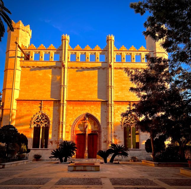 Palma de Mallorca: Old Town Atmospheric Evening Tour - The Tapas Bar Finish: Optional, Fun, and a Bit of a Math Problem