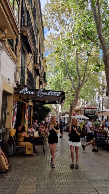 PALMA DE MALLORCA & SOLLER MIT BAHN & STADTFÜHRUNG ab Palma - Palma Free Time: How to Use the Extra Hour Like a Local
