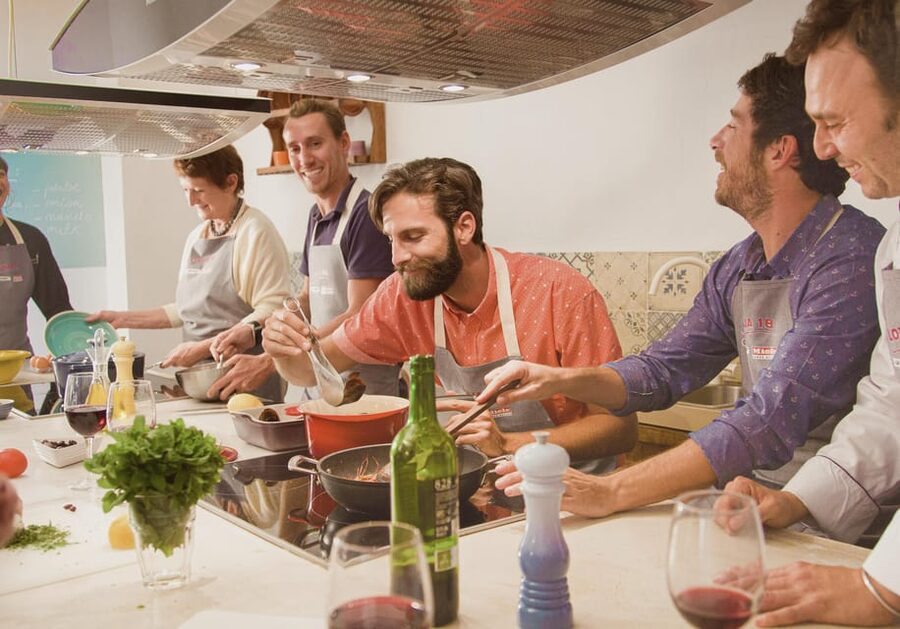 Palma de Mallorca: Spanish Cooking Experience - Paella lesson time, the techniques that matter most