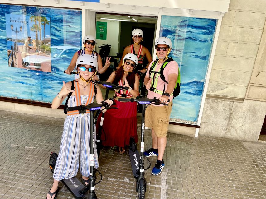 Palma: Guided 1.5 H city tour on Electric scooter - Old Town Streets: Tight Alleys, Slow Moments, and Guide Stories
