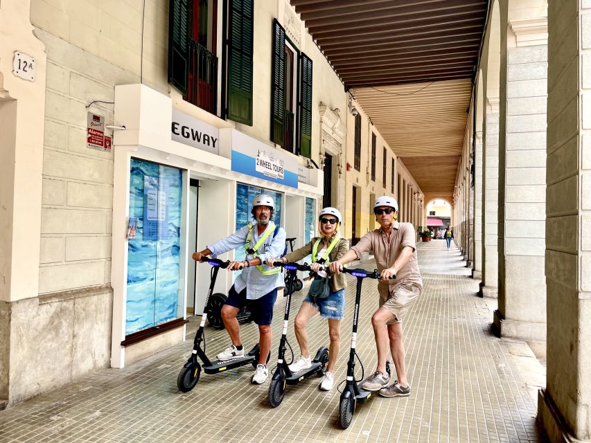 Palma: Guided 1.5 H city tour on Electric scooter - How the Photo Breaks and Guide Recommendations Work