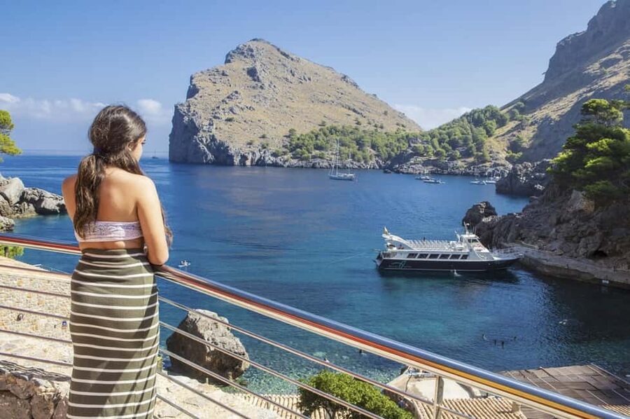 Palma: Mallorca Island Tour Via Boat, Train, and Bus - Palma start: Varadero Palma, a 9:30 departure, and an air-conditioned base
