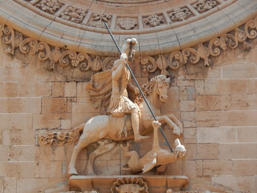 Palma old town for the first time - How the old town walking route feels in real life
