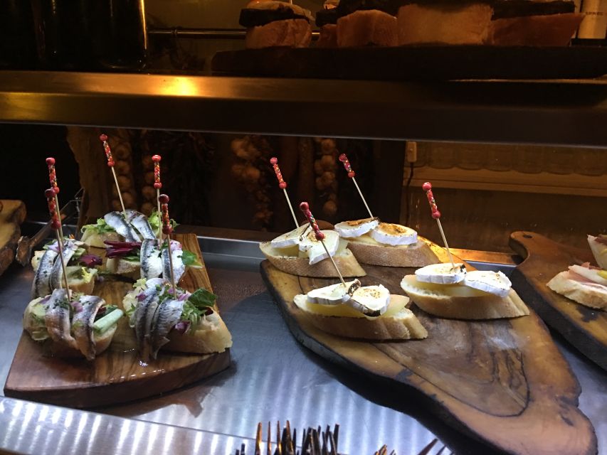 Palma Old Town Sunset Tour and Food Tastings - The tapas bar stop: 3 tastings and 1 drink, planned into the walk