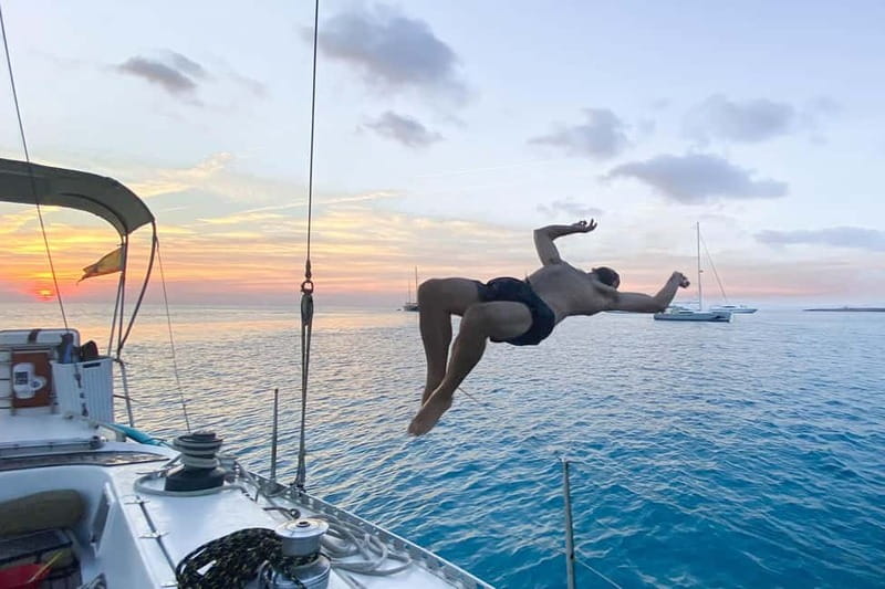 Palma: Private Half-Day Sailing Trip with Tapas & Drinks - Tapas and Drinks: Why the Food Changes the Mood