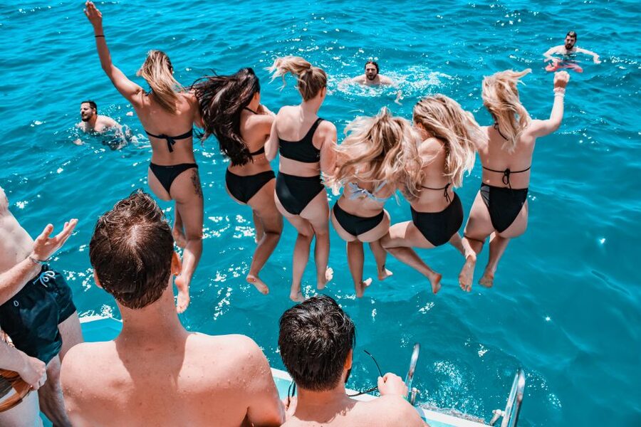 Playa de Palma: Boat Party with DJ, Buffet and Entertainment - Lunch on board: paella buffet plus fruit, and what to expect