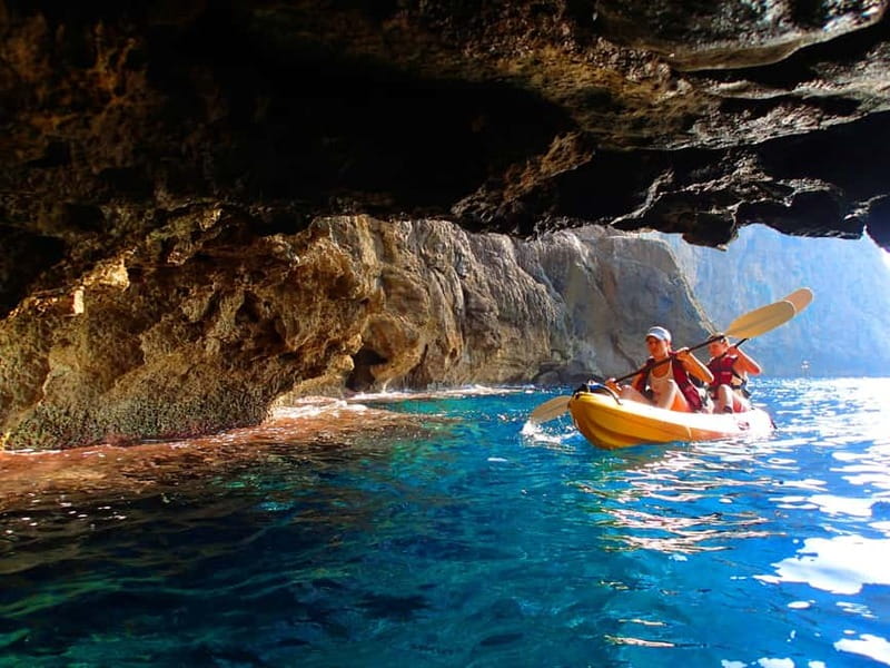 Pollença: Kayak Discovery – Snorkeling and Caves - The paddle rhythm: reefs, cliffs, and karst formations