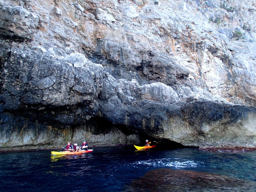Pollença: Kayak Discovery – Snorkeling and Caves - Stop-by-stop: how your 2.5 hours likely unfolds
