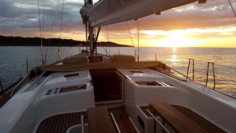 Port d'Alcúdia, Mallorca: Shared Half Day Sailing Trip - Where You Meet Caribia Sailing at Marina Alcudiamar (Dock 7)