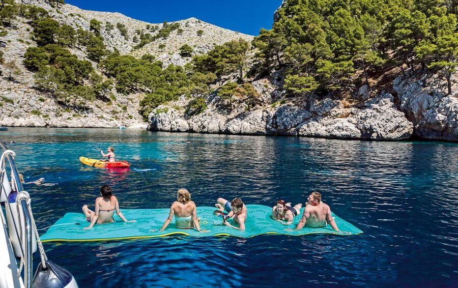 Port d'Alcudia: North Coast Catamaran Cruise with Meal - Swim stops on the north coast: what the anchor time is really like