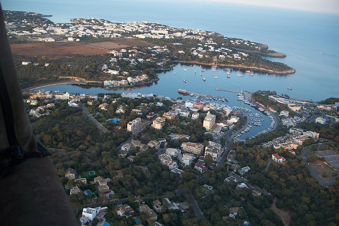 Private Hot Air Balloon Ride in Mallorca with Champagne and Snacks - On Board: Champagne, Tapas, and a Safety Briefing That Actually Helps